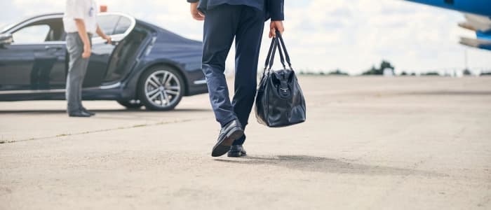Airport Transfers Made Easy Airport Transfers Made Easy
